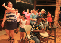 anhinga lodge calypso band 
 - Costa Rica