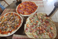 three pizzas lunch
 - Costa Rica