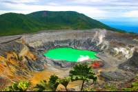 crater poas volcano 
 - Costa Rica