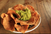 caliches chips guac 
 - Costa Rica