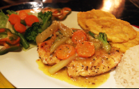 robertos restaurant garlic butter chicken 
 - Costa Rica